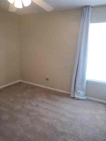 Room available now