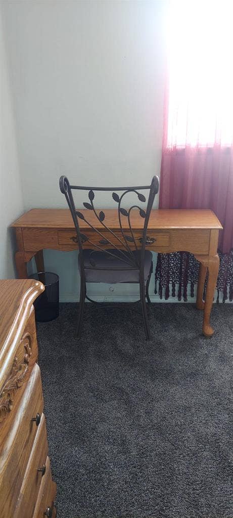 Master bedroom for rent