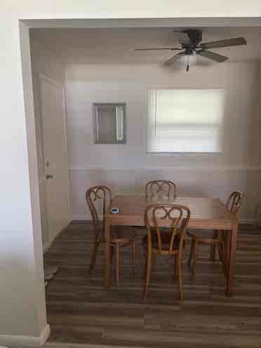 Rooms for rent!!