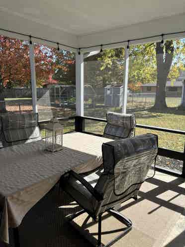 Rooms for rent!!