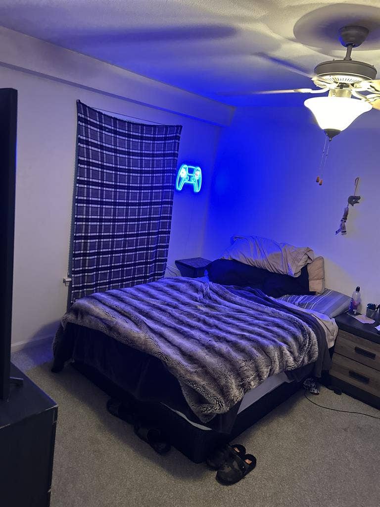 Master bedroom $