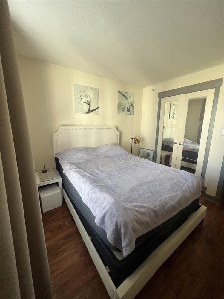 Furnished Master bedroom In Van