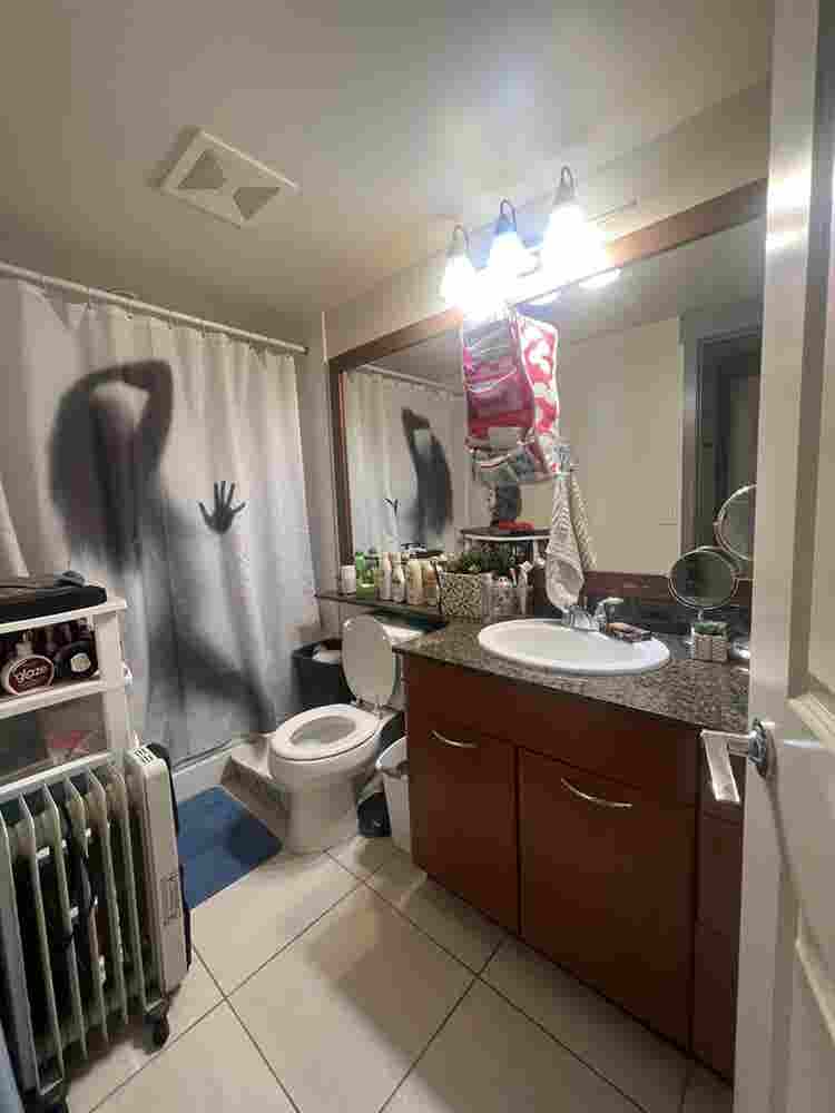 Furnished Master bedroom In Van
