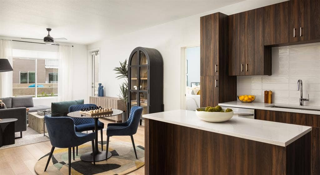1 bedroom in Aurora lease takeover