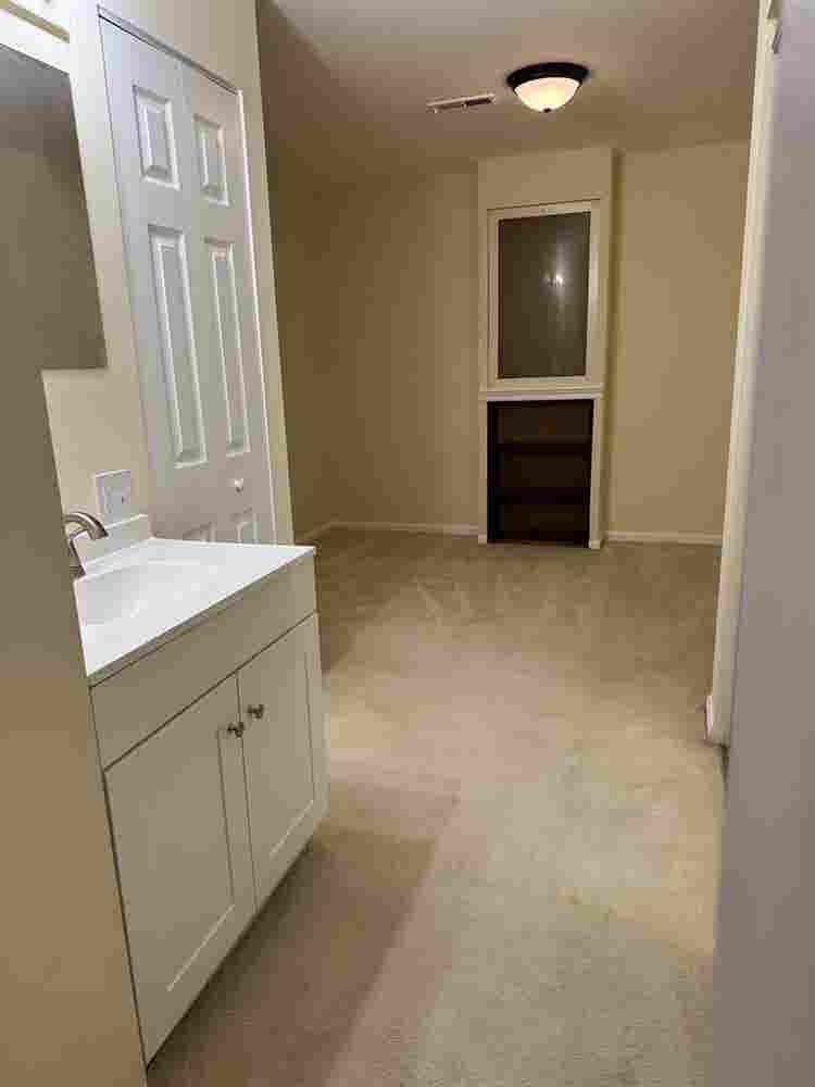 Basement in townhouse