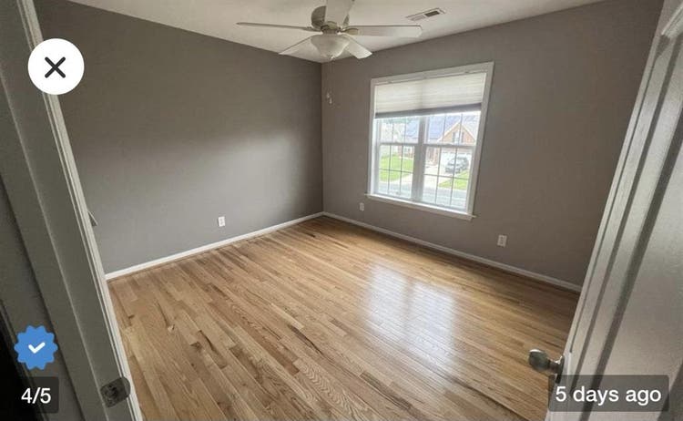 Room for rent!