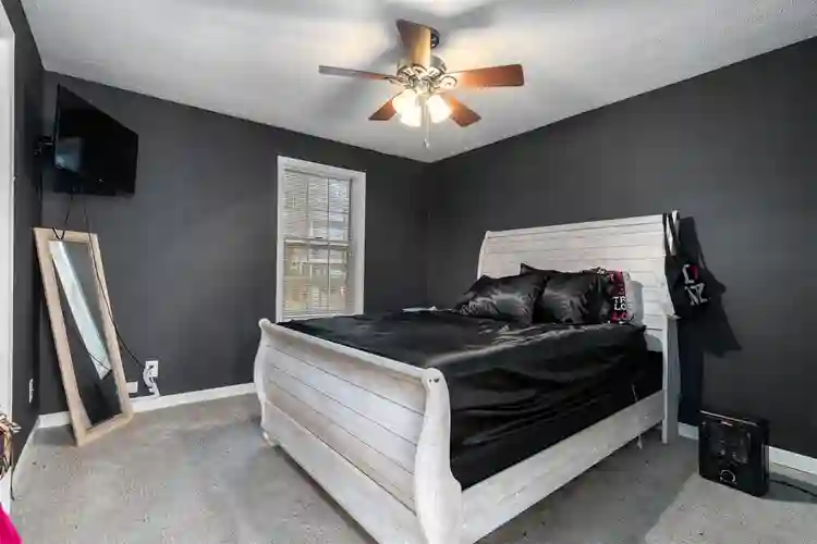 LOVELY CONDO IN SANDY SPRINGS