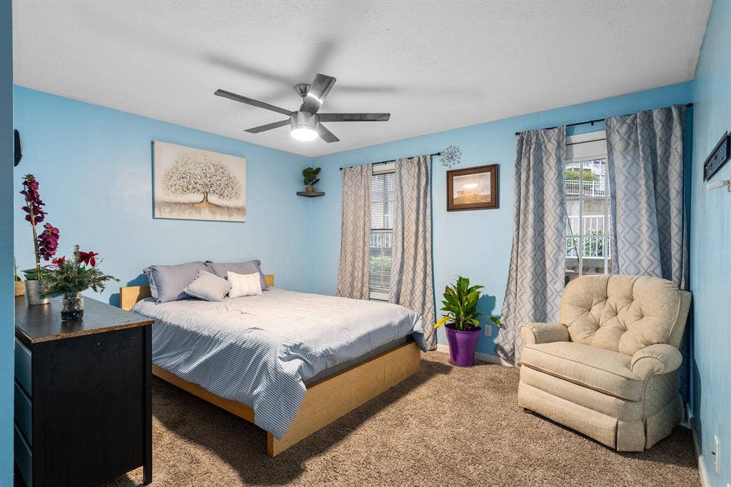 LOVELY CONDO IN SANDY SPRINGS