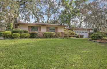 Room for rent in Jacksonville