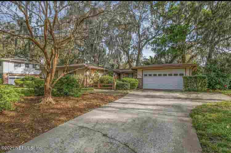Room for rent in Jacksonville