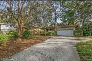 Room for rent in Jacksonville