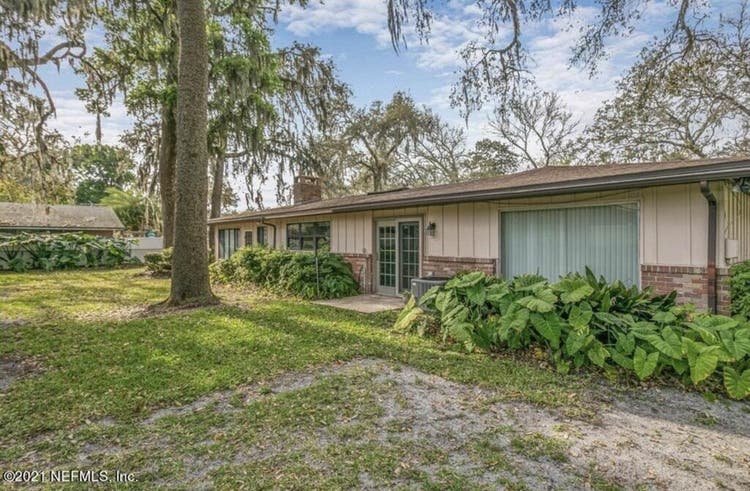 Room for rent in Jacksonville