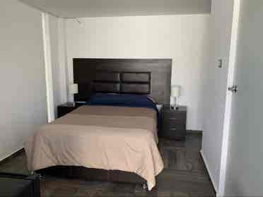 Se renta habitación amueblada