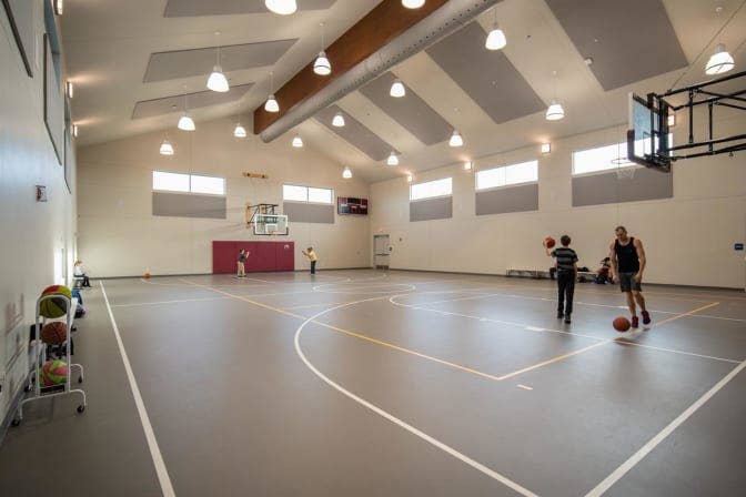 Private Room/Bath-Free Gym/Internet