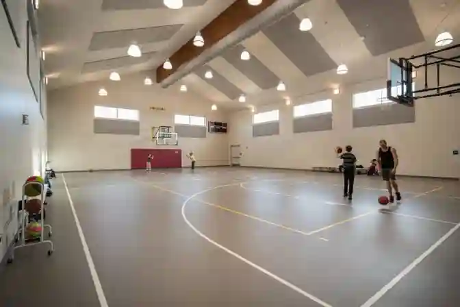 Private Room/Bath-Free Gym/Internet