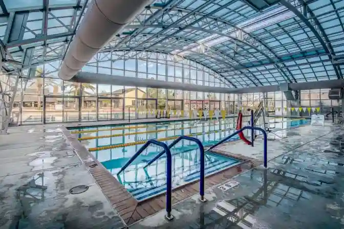 Private Room/Bath-Free Gym/Internet