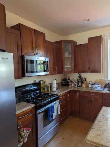 1 Large Berdoom in 4 Bd House