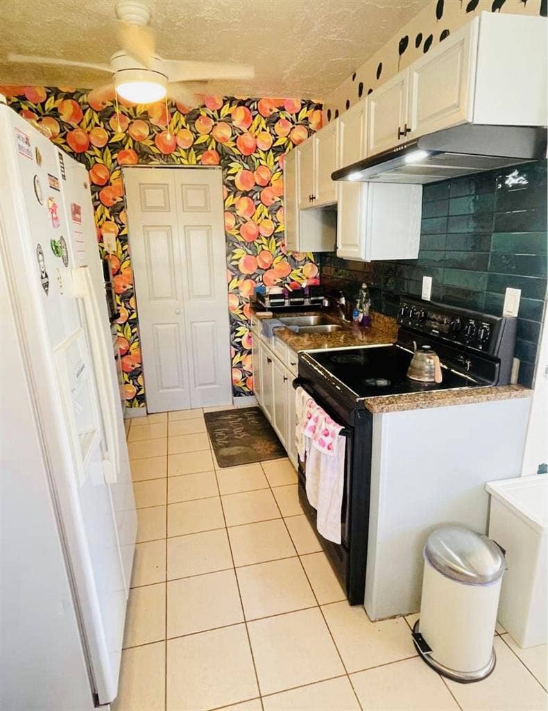 Furnished room for rent x 1 person