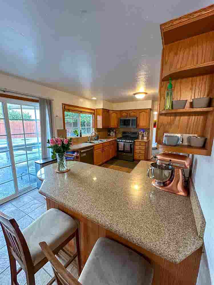 Single Room in Clairemont Home