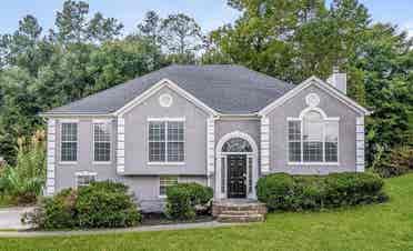 Looking to rent full house or room