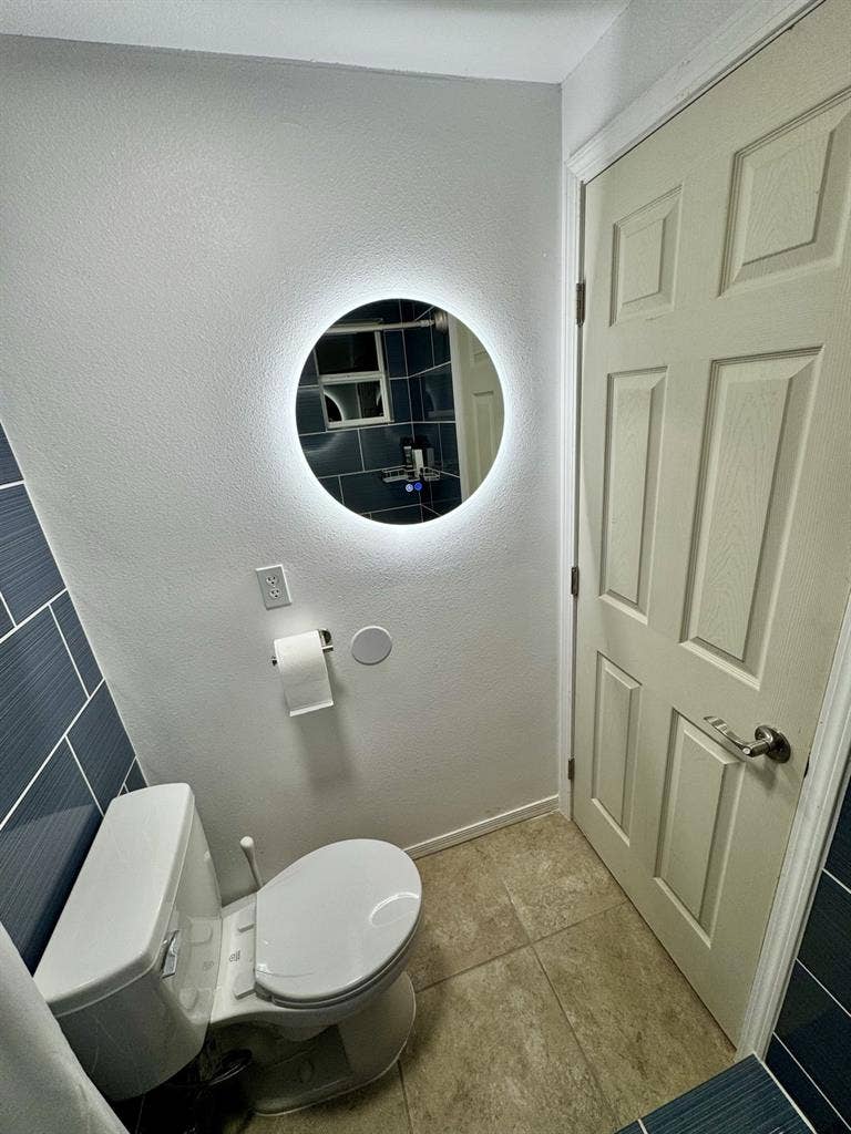 Fully furnished small apartment.
