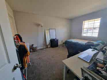 Master Bedroom Sublet