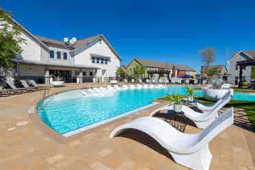 Summer Sublease!!