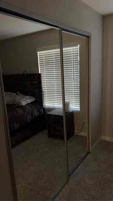 Looking for Consistent Roommate