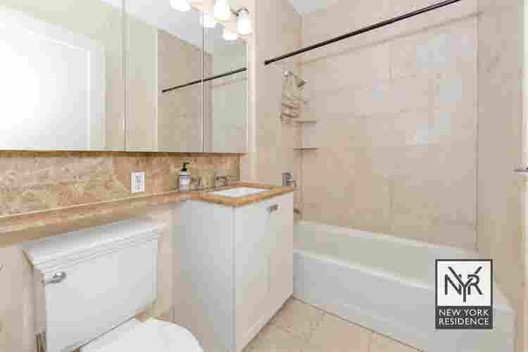 LUXURY 1 BED IN UNIQUE BUILDING