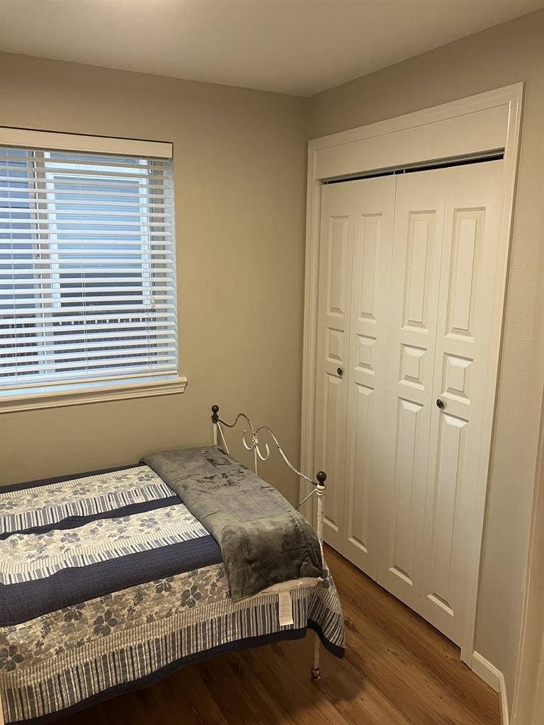 Cute North Portland Bungalow BR2