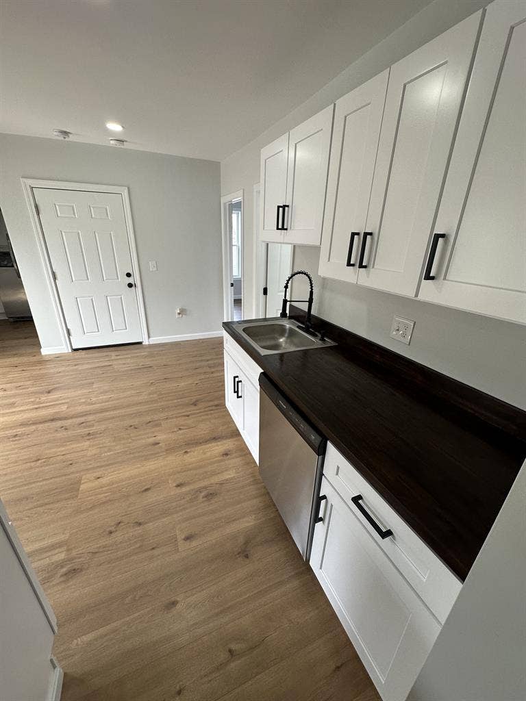 1 room recently renovated