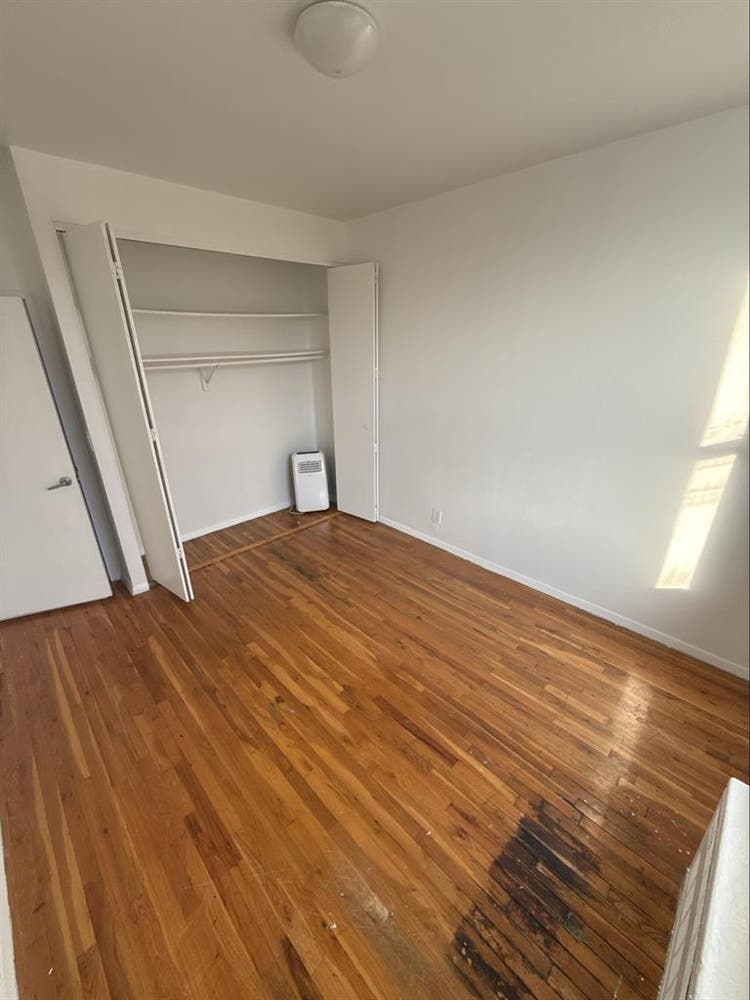 Huge Sunlit Top Floor Elevator Room