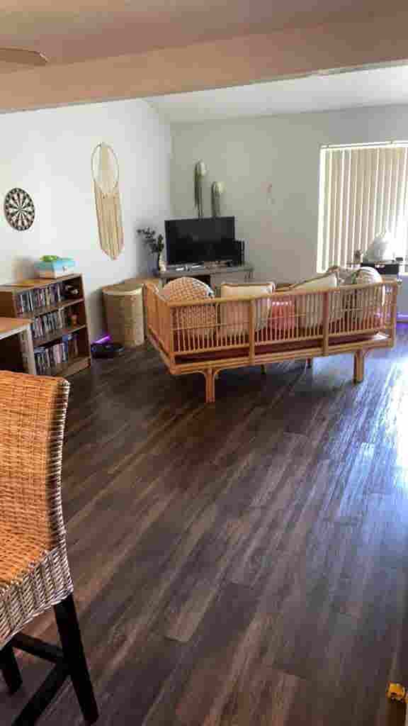 Private room in shared apartment