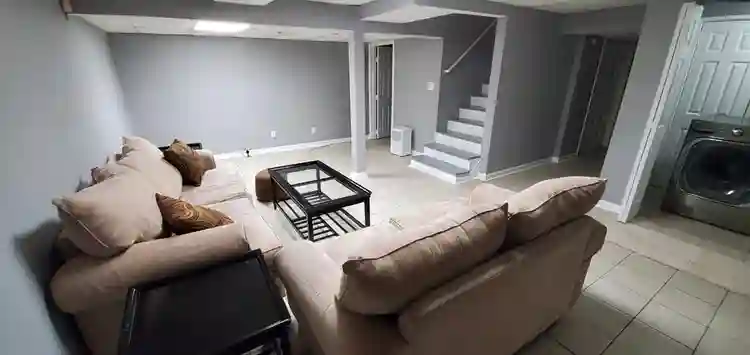 Bobby's Atlanta Hot Spot: Rent Now!