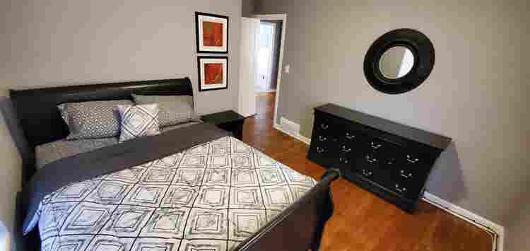 Bobby's Atlanta Hot Spot: Rent Now!