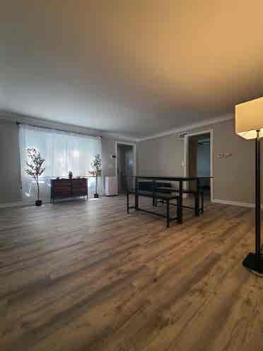 Small room for rent