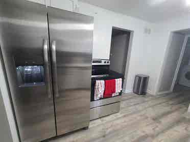 Small room for rent