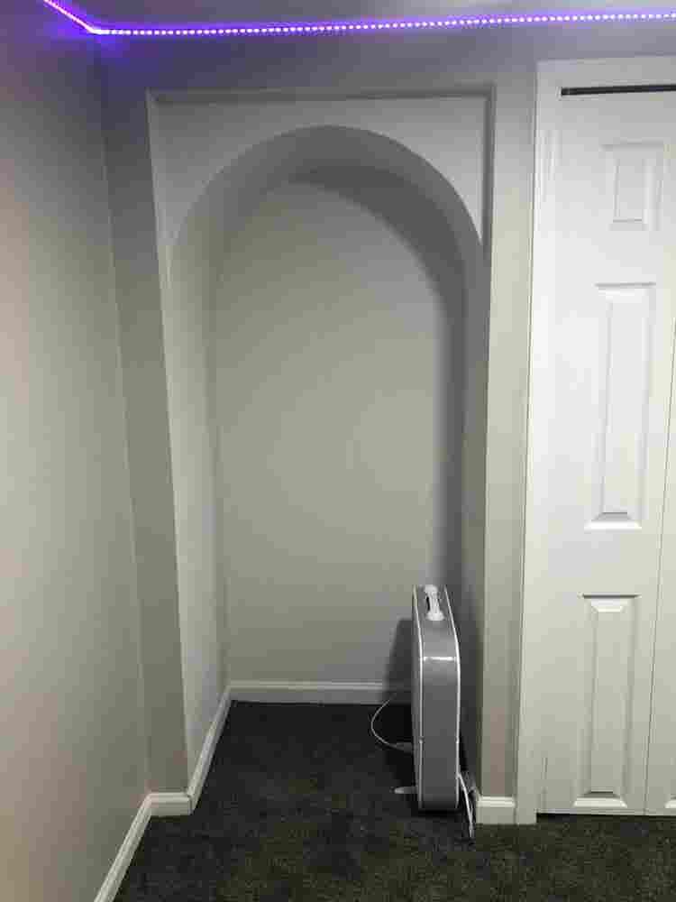 Small room for rent