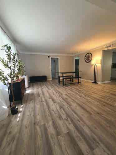 Small room for rent