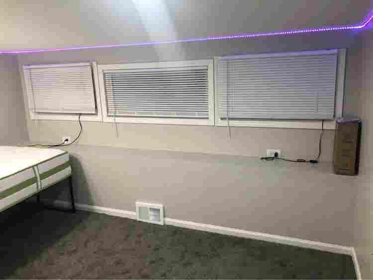 Small room for rent