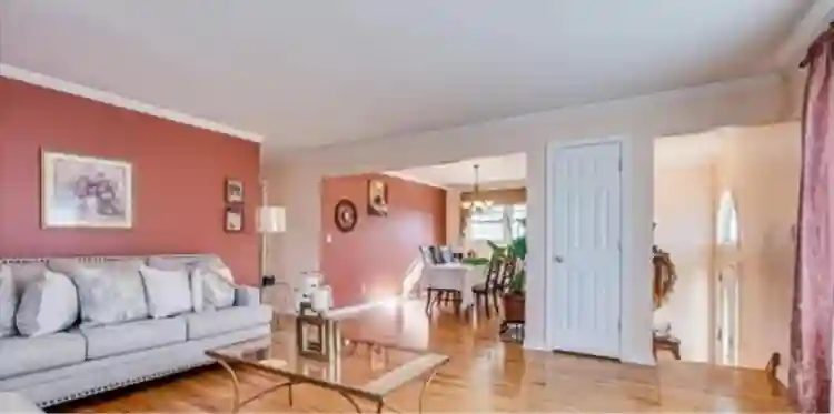 2 rooms for rent utilities included