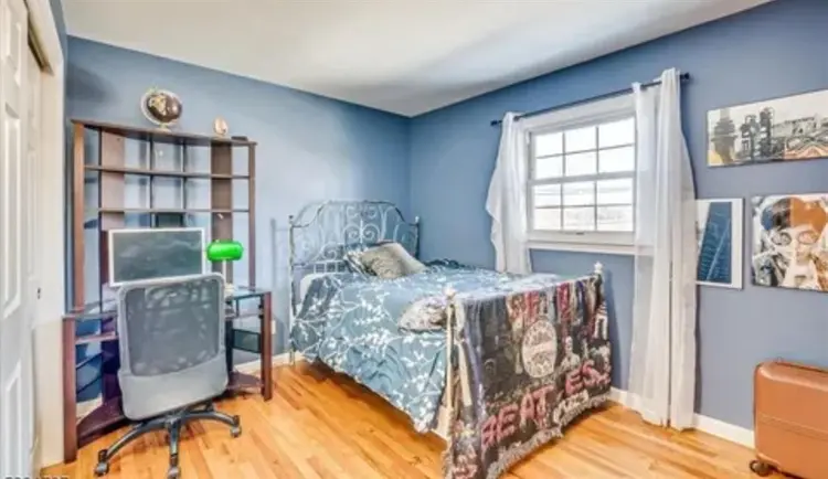 2 rooms for rent utilities included