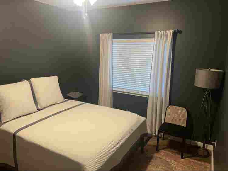 Spacious fully furnished 4 bedrooms