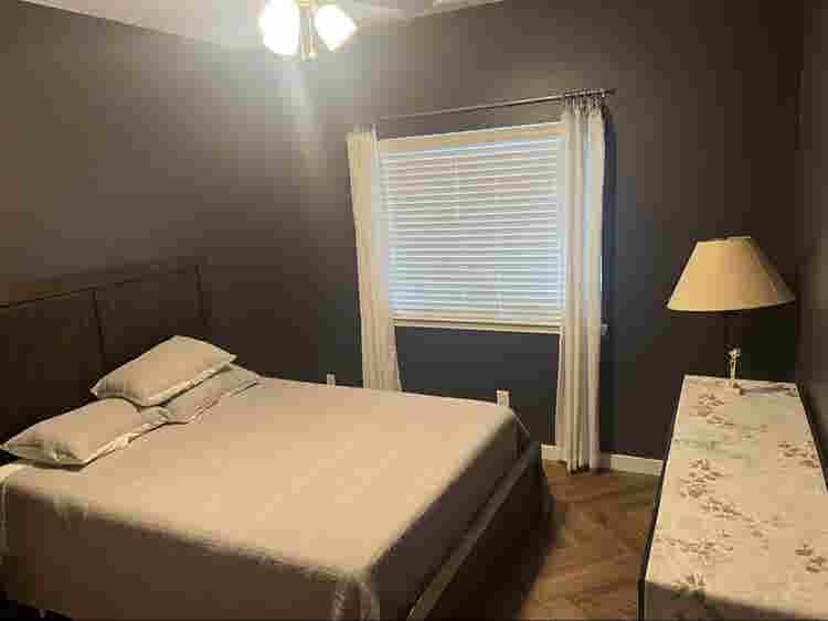 Spacious fully furnished 4 bedrooms