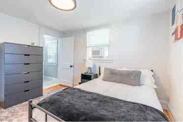 Room Near UMBC + Private Bath