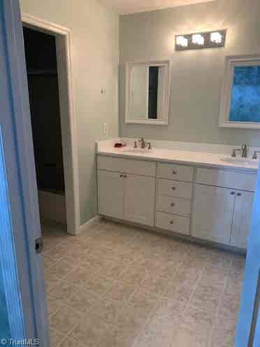 Spacious Furnished Room for Rent-WS