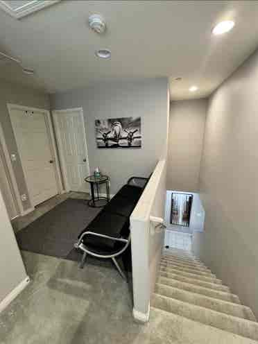 Cozy room w/ shared Bath & Kitchen