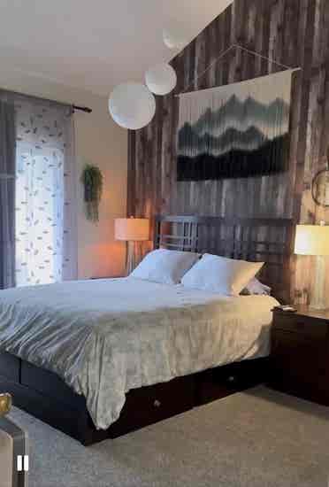 Master Bathroom/walk in closet/bath