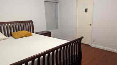 Master Bdrm w/ bathroom