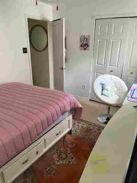 Room For Rent  a month